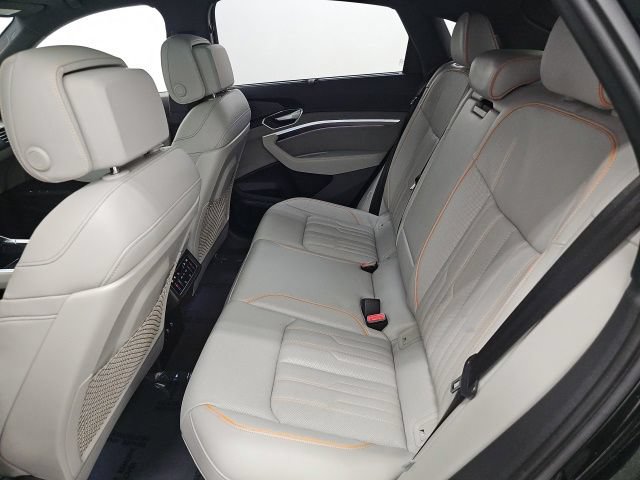 Used 2024 Audi Q8 e-tron Prestige w/ Prestige Package AWD/4WD image 29