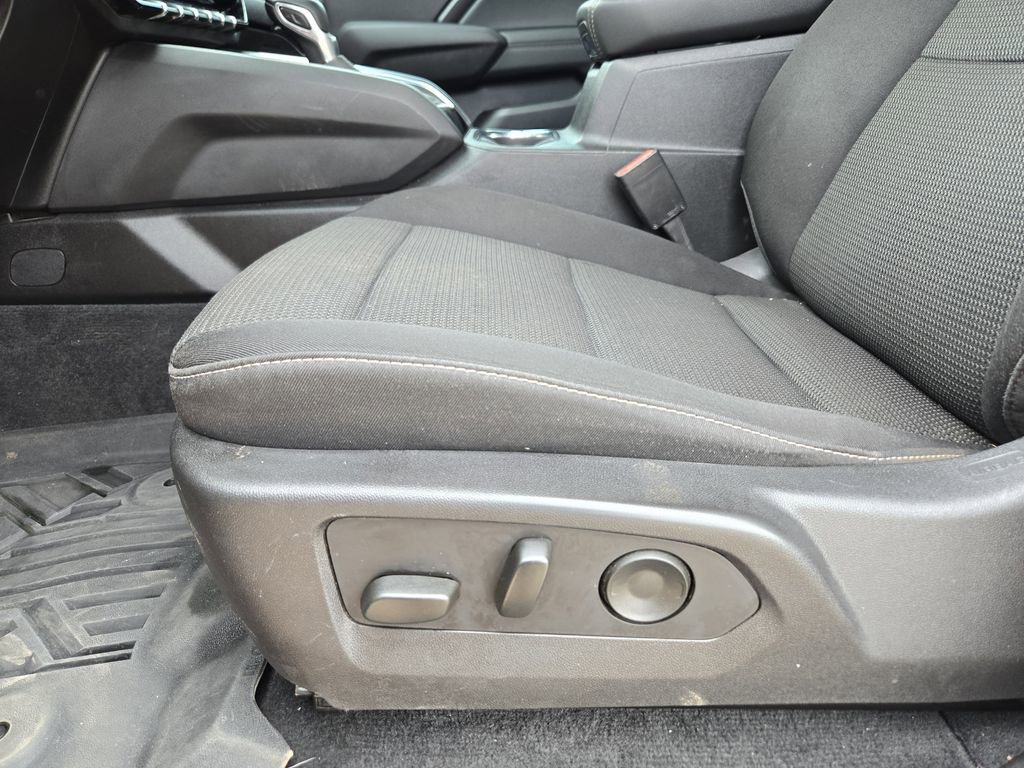 Used 2025 GMC Canyon Elevation w/ Convenience Package AWD/4WD image 18