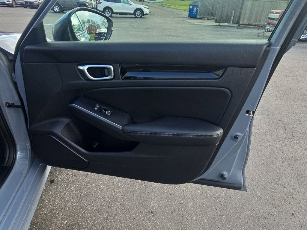 Used 2024 Honda Civic Touring image 29