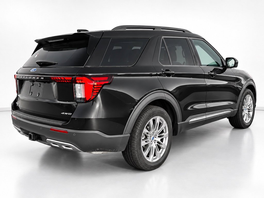 Used 2025 Ford Explorer Active w/ Active Comfort Package AWD/4WD image 7