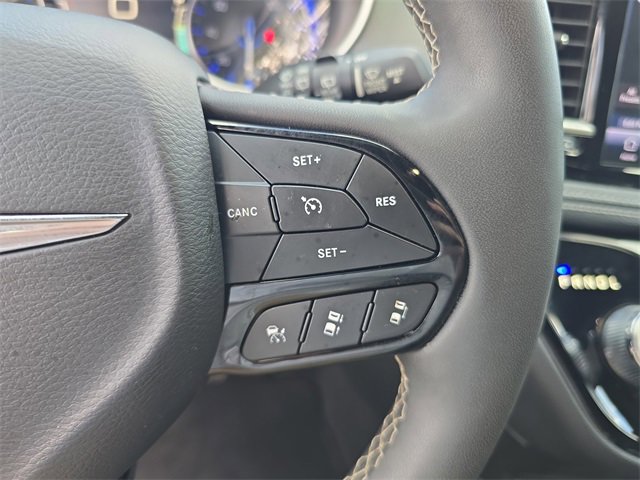 Certified 2024 Chrysler Pacifica Touring image 24