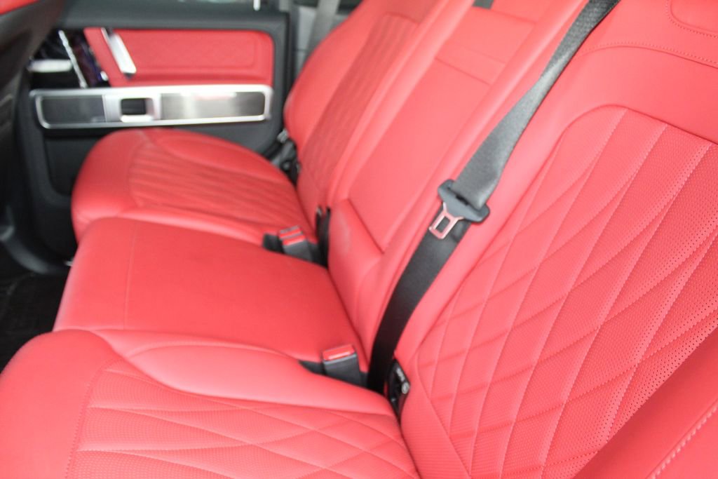 Used 2023 Mercedes-Benz G 550 G 550 image 4