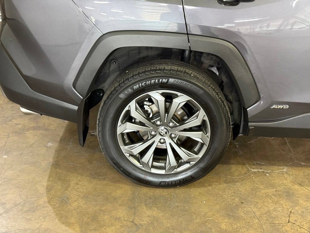 Used 2024 Toyota RAV4 Limited w/ Advanced Technology Package AWD/4WD image 6