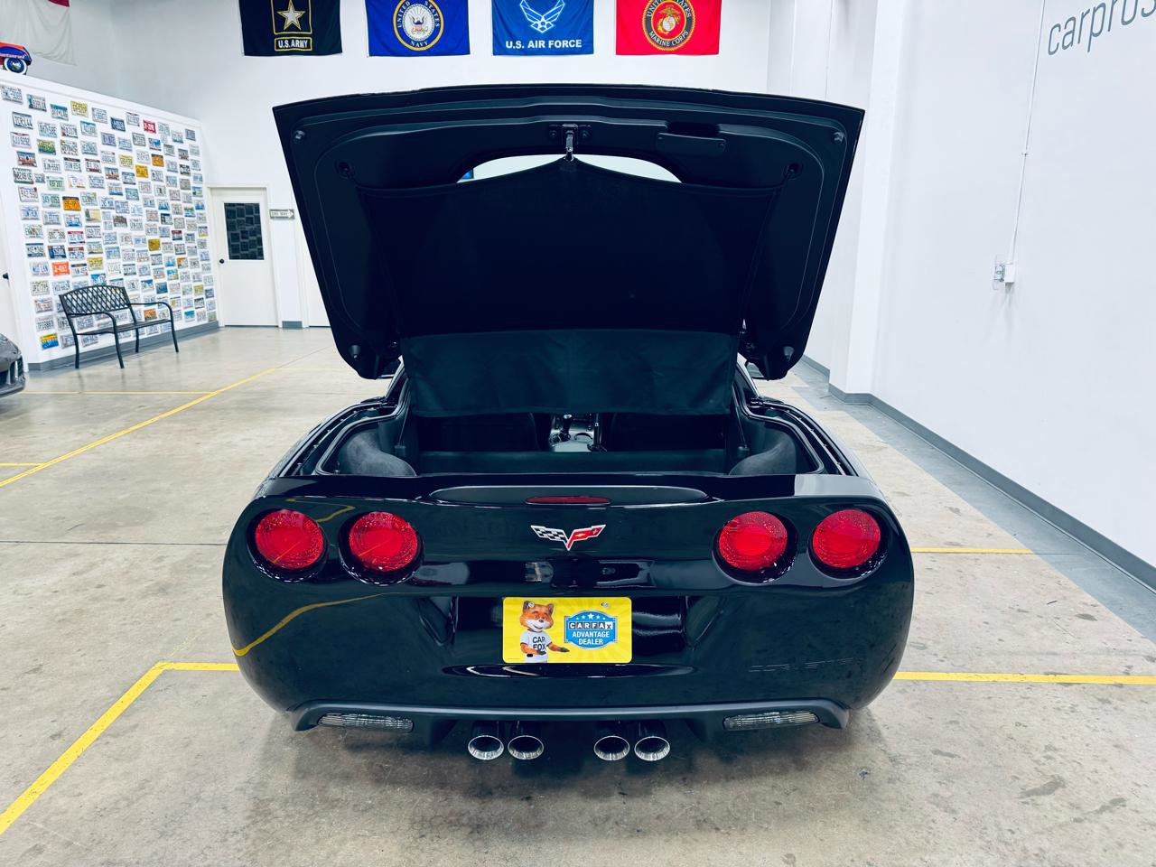 Used 2006 Chevrolet Corvette Z06 w/ Preferred Equipment Group RWD image 22