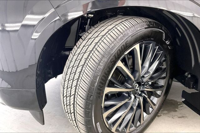 Certified 2026 INFINITI QX80 Autograph w/ Premium Cargo Package AWD/4WD image 11