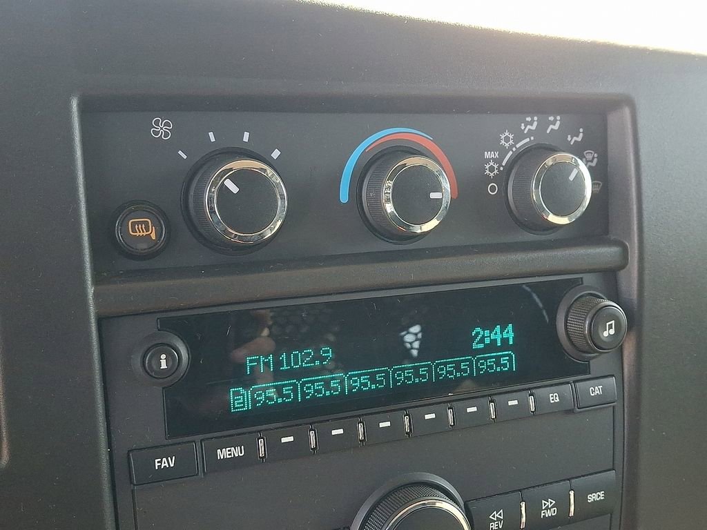 Used 2024 GMC Savana 2500 w/ Driver Convenience Package image 16