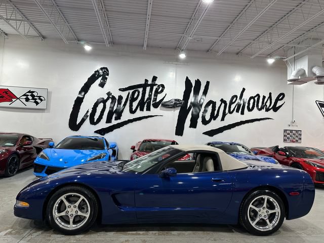 Used 2004 Chevrolet Corvette Convertible w/ Preferred Equipment Group RWD image 2