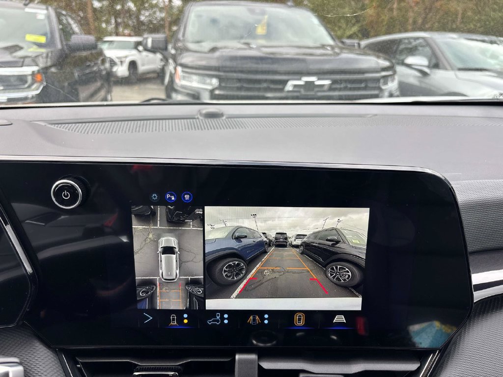New 2027 Chevrolet Equinox RS w/ Safety and Technology Package AWD/4WD image 14
