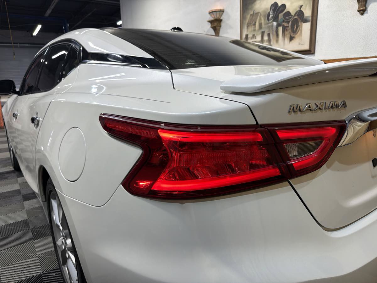 Used 2016 Nissan Maxima Platinum FWD image 9