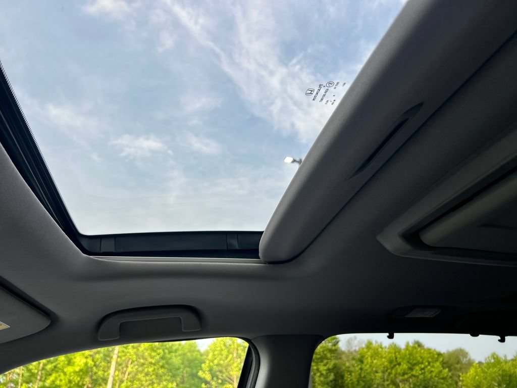 Used 2017 Honda Pilot Elite image 15