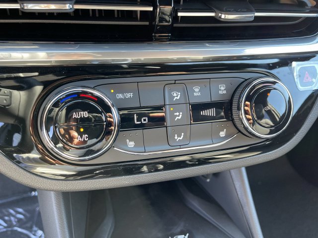 New 2026 Buick Envista Sport Touring w/ Convenience I Package FWD image 18