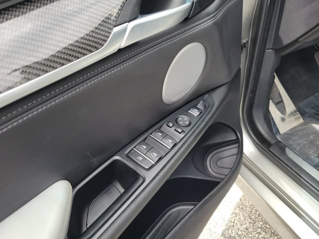 Used 2017 BMW X5 M AWD/4WD image 16