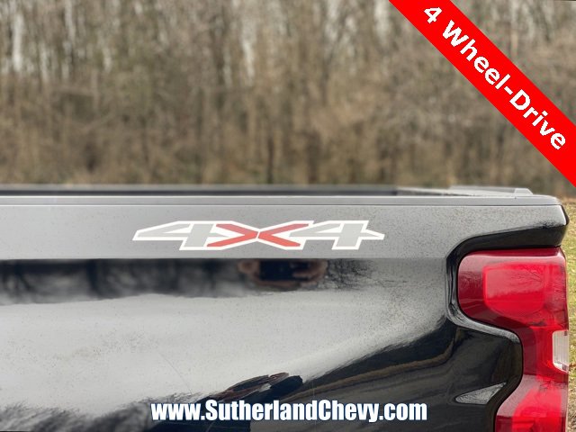 Used 2021 Chevrolet Silverado 1500 LT image 12