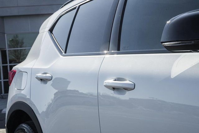 New 2026 Volvo XC40 B5 Plus w/ Protection Package Premier image 17