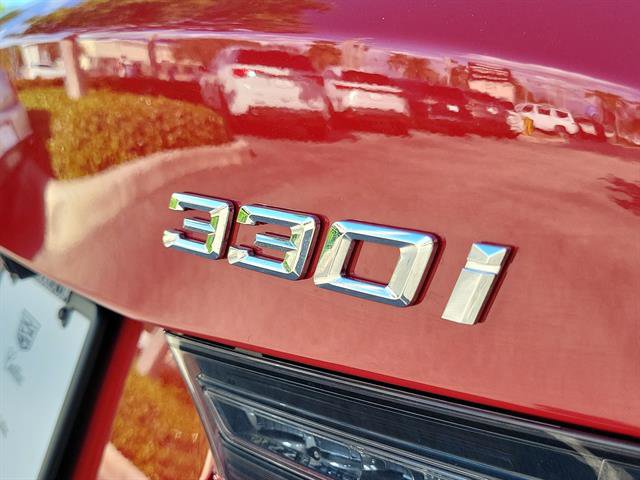 Used 2021 BMW 330i Sedan w/ Premium Package image 10