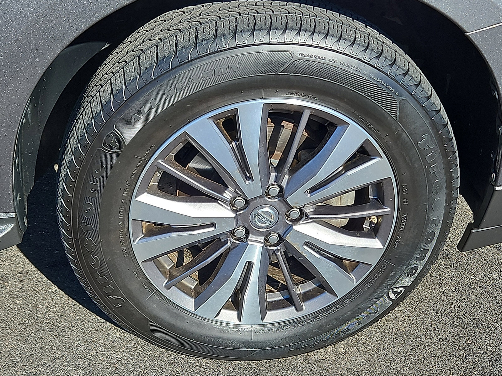 Used 2019 Nissan Pathfinder SV image 8