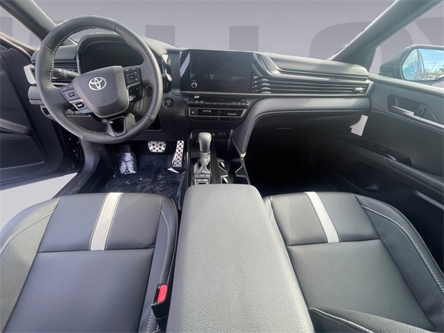 Used 2026 Toyota Camry SE image 12