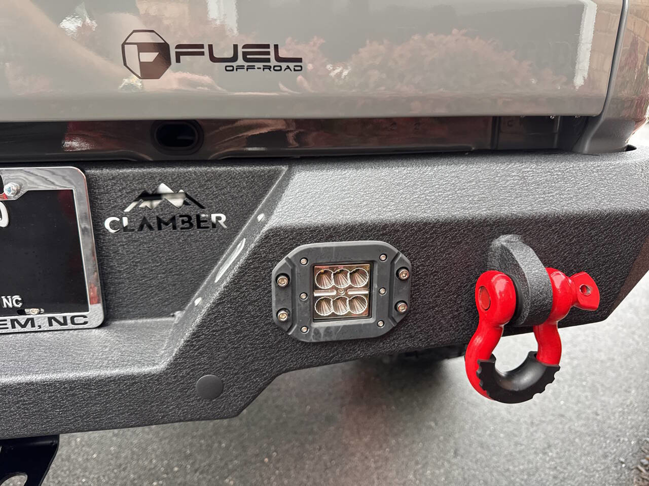 Used 2021 Jeep Gladiator Sport image 69