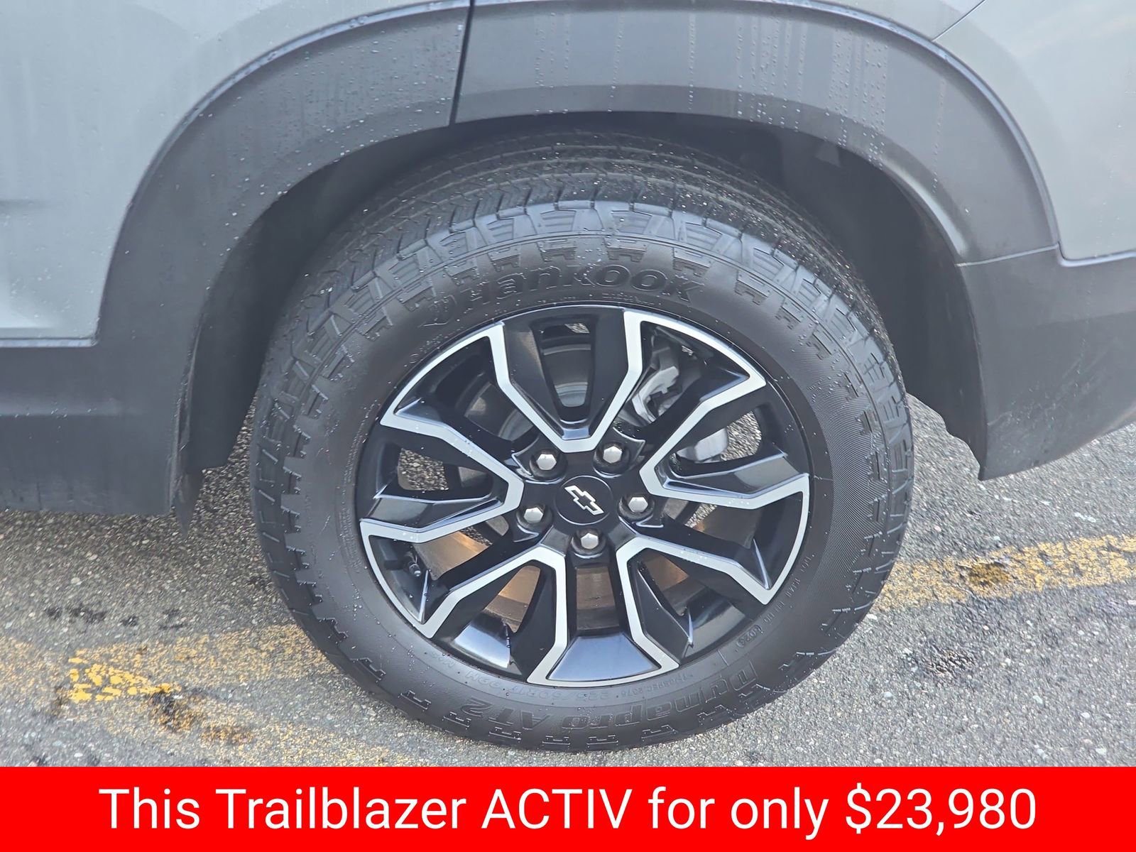 Used 2024 Chevrolet TrailBlazer ACTIV w/ Driver Confidence Package image 37