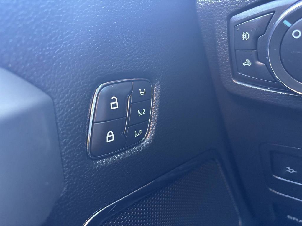 Used 2021 Ford F450 Lariat w/ Lariat Ultimate Package image 35