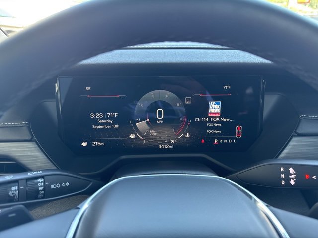 Used 2025 GMC Acadia Elevation w/ Elevation Premium Package image 31