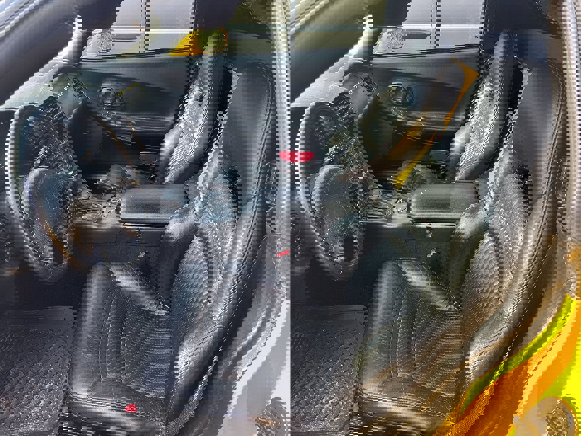 Used 2001 Chevrolet Corvette Convertible w/ Preferred Equipment Group2 RWD image 3