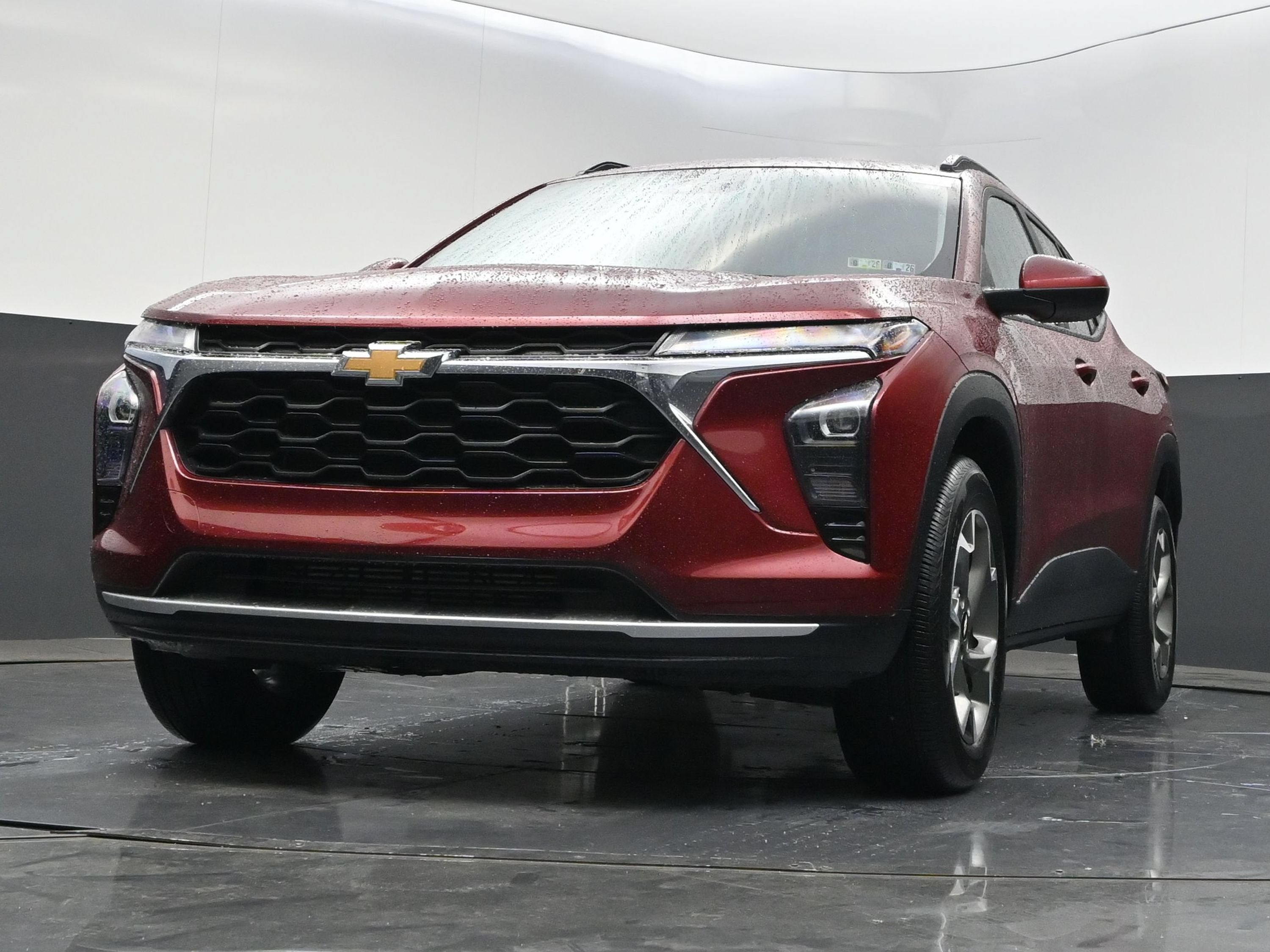 Used 2024 Chevrolet Trax LT FWD image 30