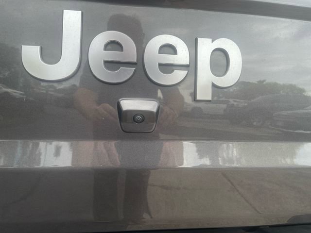 Used 2021 Jeep Gladiator Overland image 23