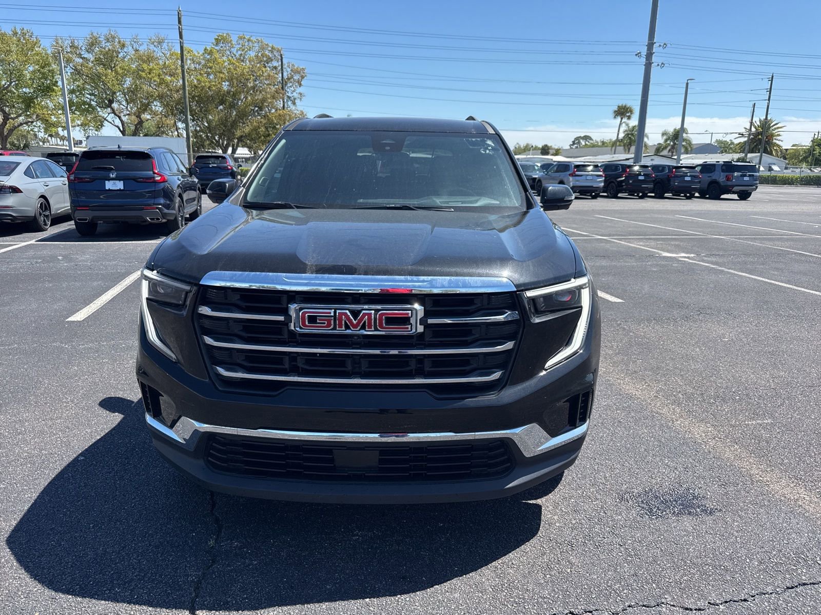 Used 2025 GMC Acadia Elevation image 2