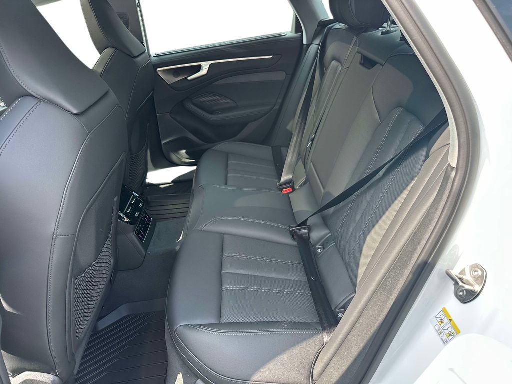 New 2026 Audi A6 Premium Plus AWD/4WD image 16