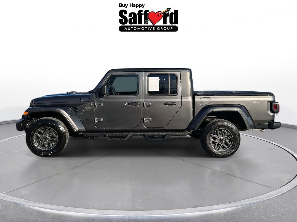 Used 2024 Jeep Gladiator Sport image 5
