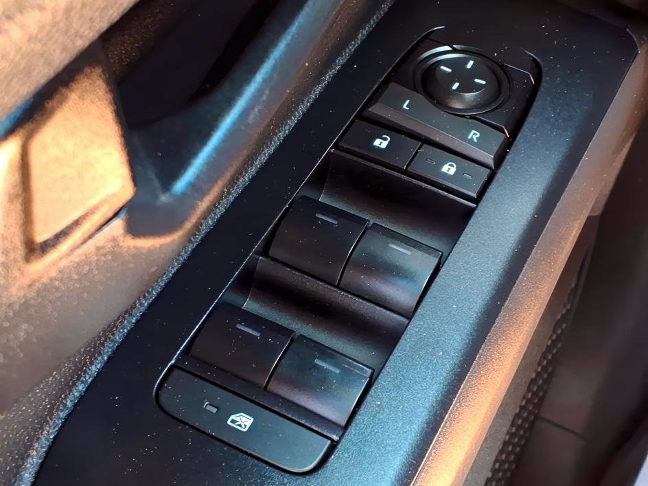 Certified 2024 Toyota Tacoma SR5 w/ SR5 Upgrade Package image 16