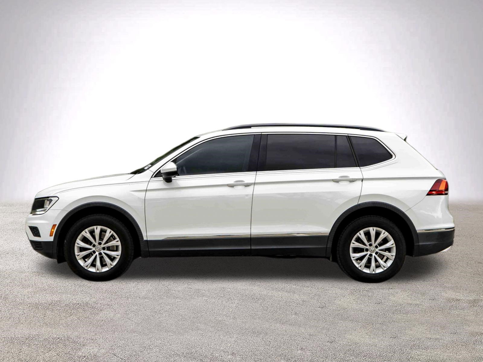 Used 2018 Volkswagen Tiguan SE image 6
