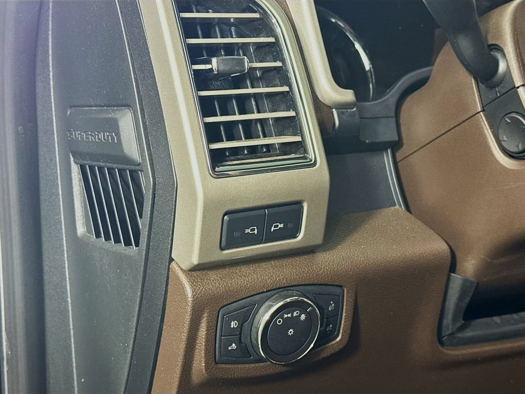 Used 2019 Ford F250 King Ranch w/ FX4 Off-Road Package AWD/4WD image 11