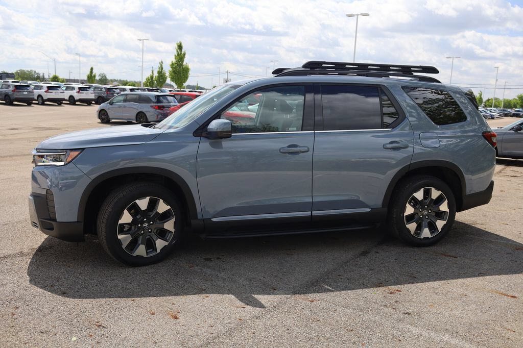 New 2026 Honda Pilot Touring image 8