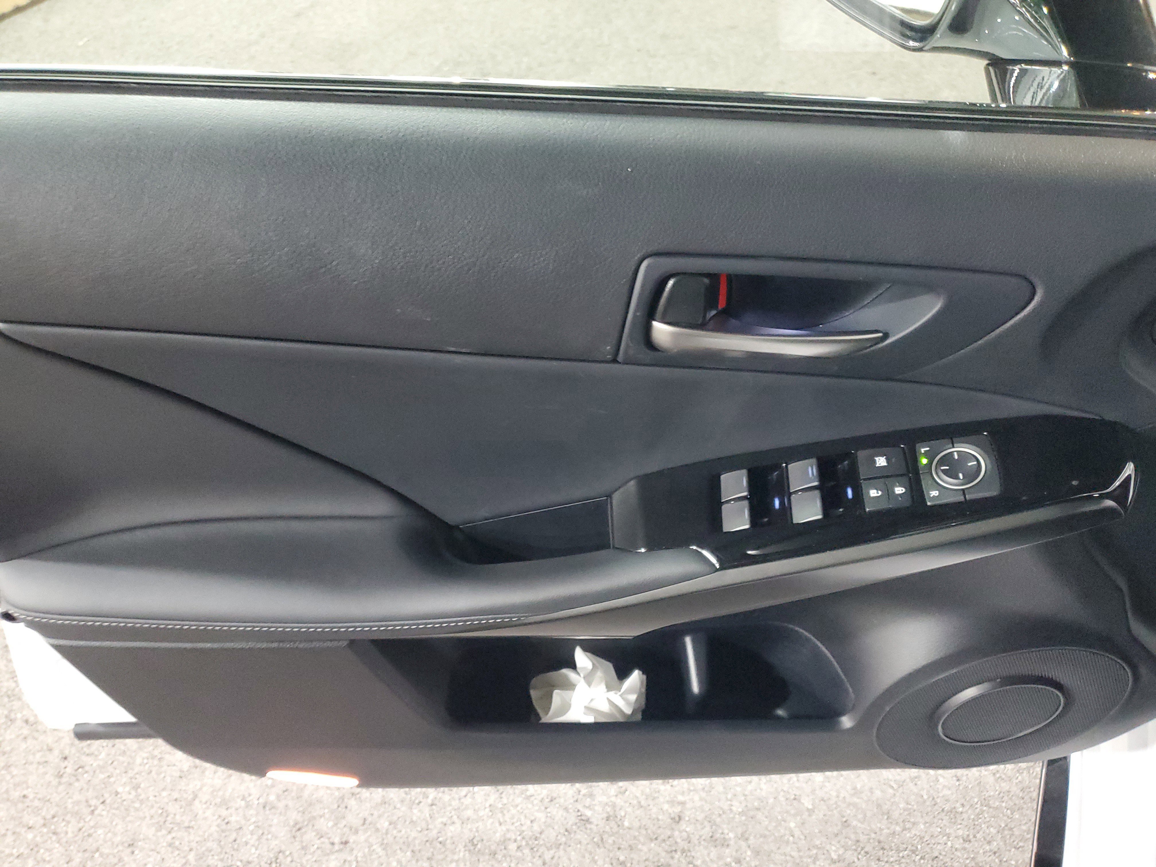 Used 2025 Lexus IS 350 F Sport image 18