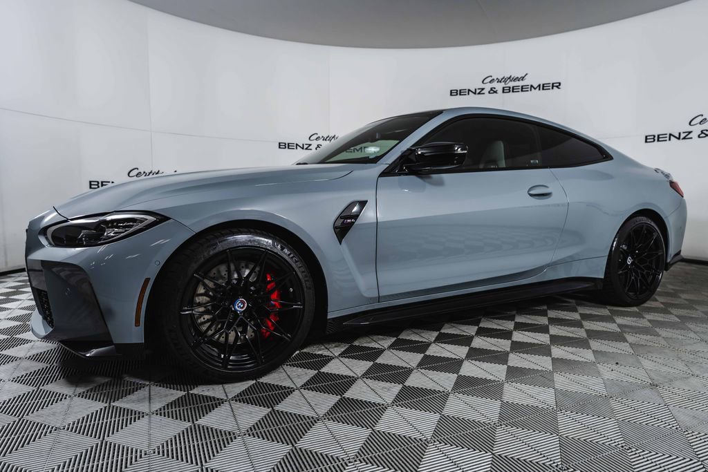 Used 2023 BMW M4 Coupe w/ Executive Package image 9