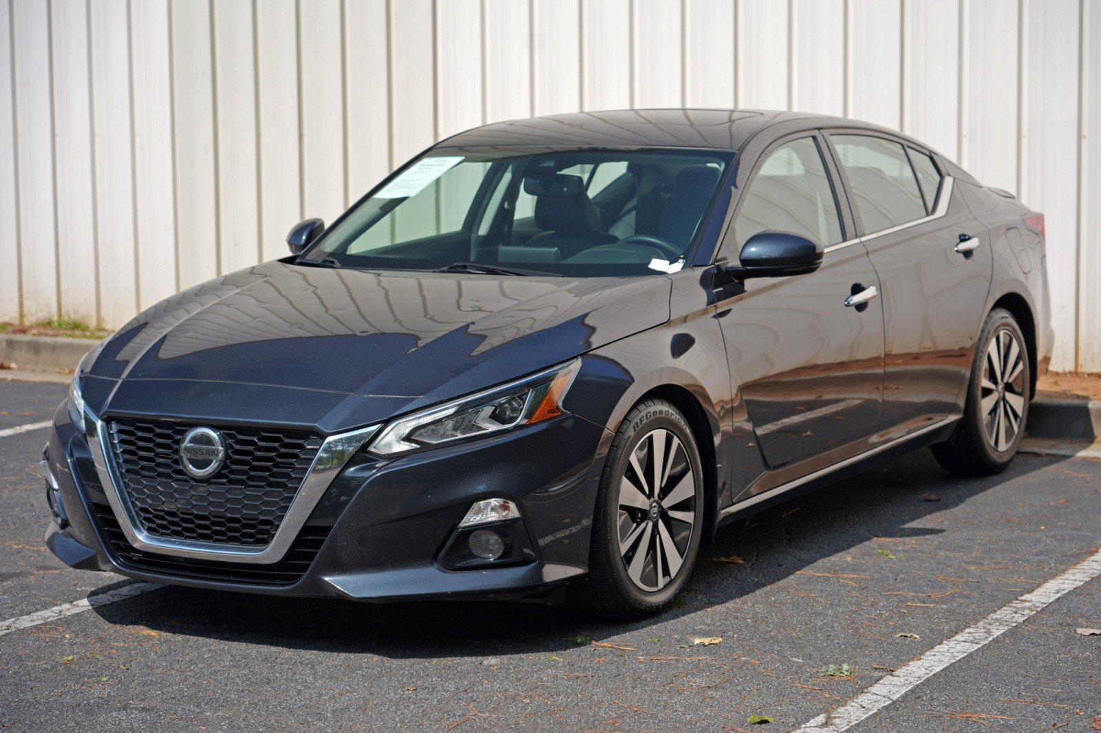 Used 2020 Nissan Altima 2.5 SL FWD image 43