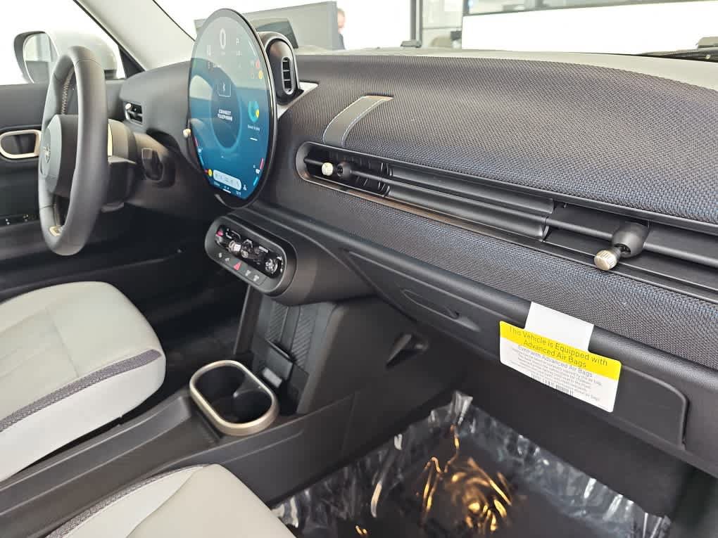Certified 2025 MINI Cooper 2-Door Hardtop image 24