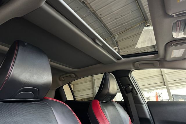 Used 2024 Toyota Prius Prime SE image 19