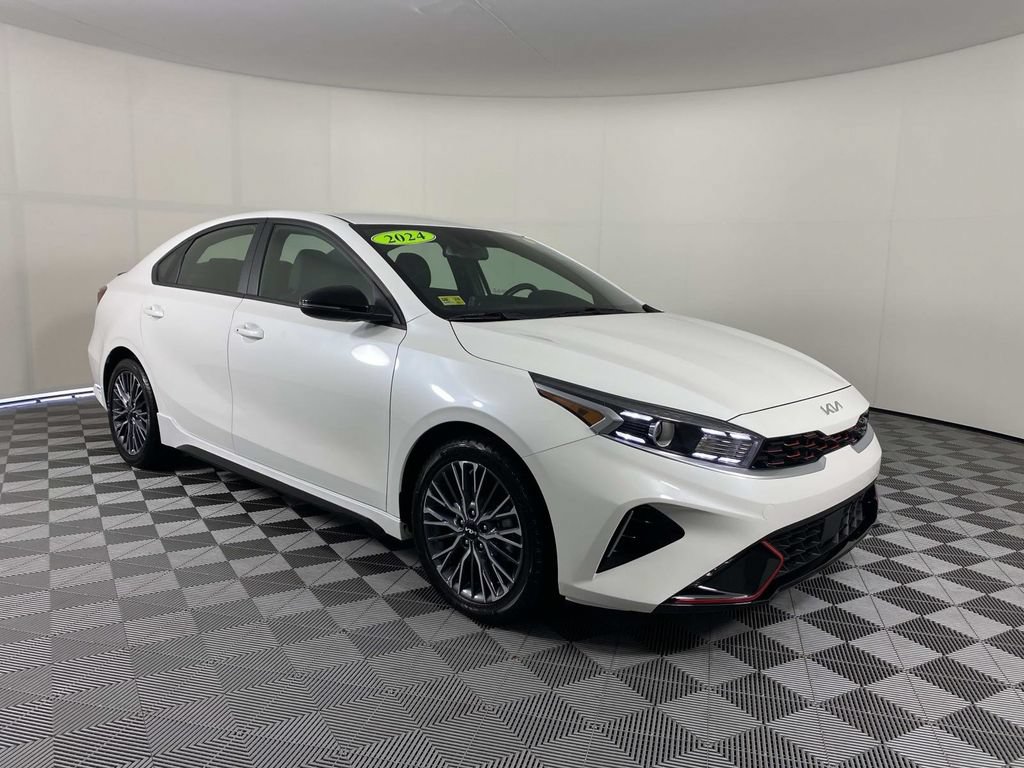 Used 2024 Kia Forte GT-Line FWD image 1
