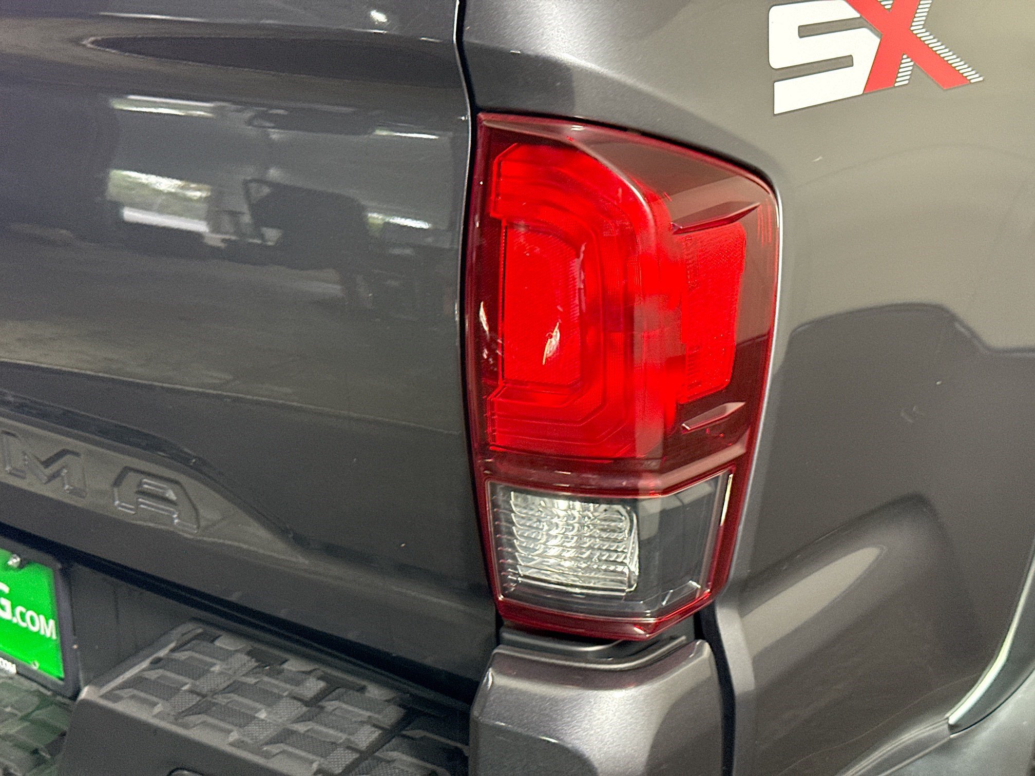 Used 2020 Toyota Tacoma SR w/ SX Package AWD/4WD image 32