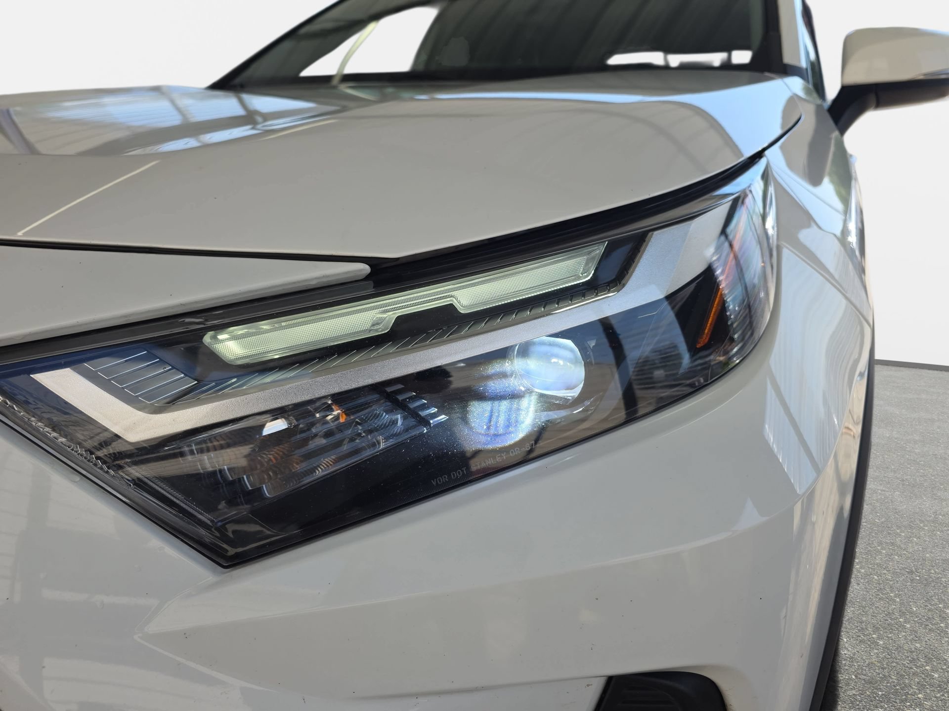 Used 2023 Toyota RAV4 XLE w/ Convenience Package FWD image 30