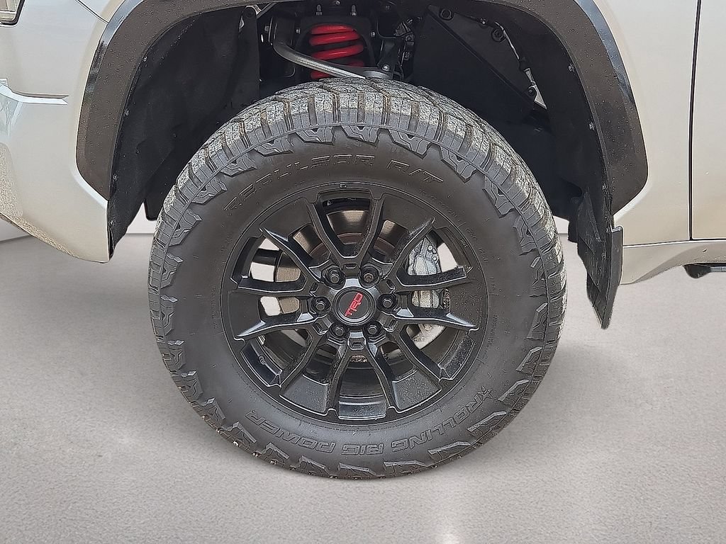 Used 2024 Toyota Tundra Platinum w/ TRD Off-Road Package AWD/4WD image 10