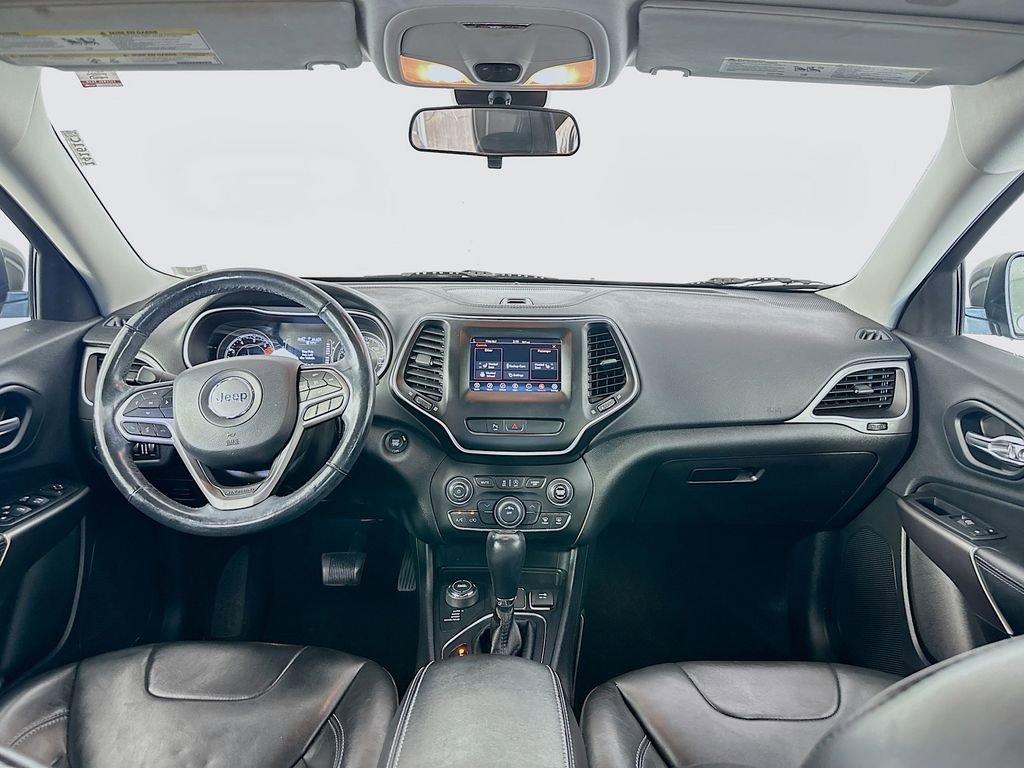 Used 2019 Jeep Cherokee Latitude Plus w/ Cold Weather Group image 21