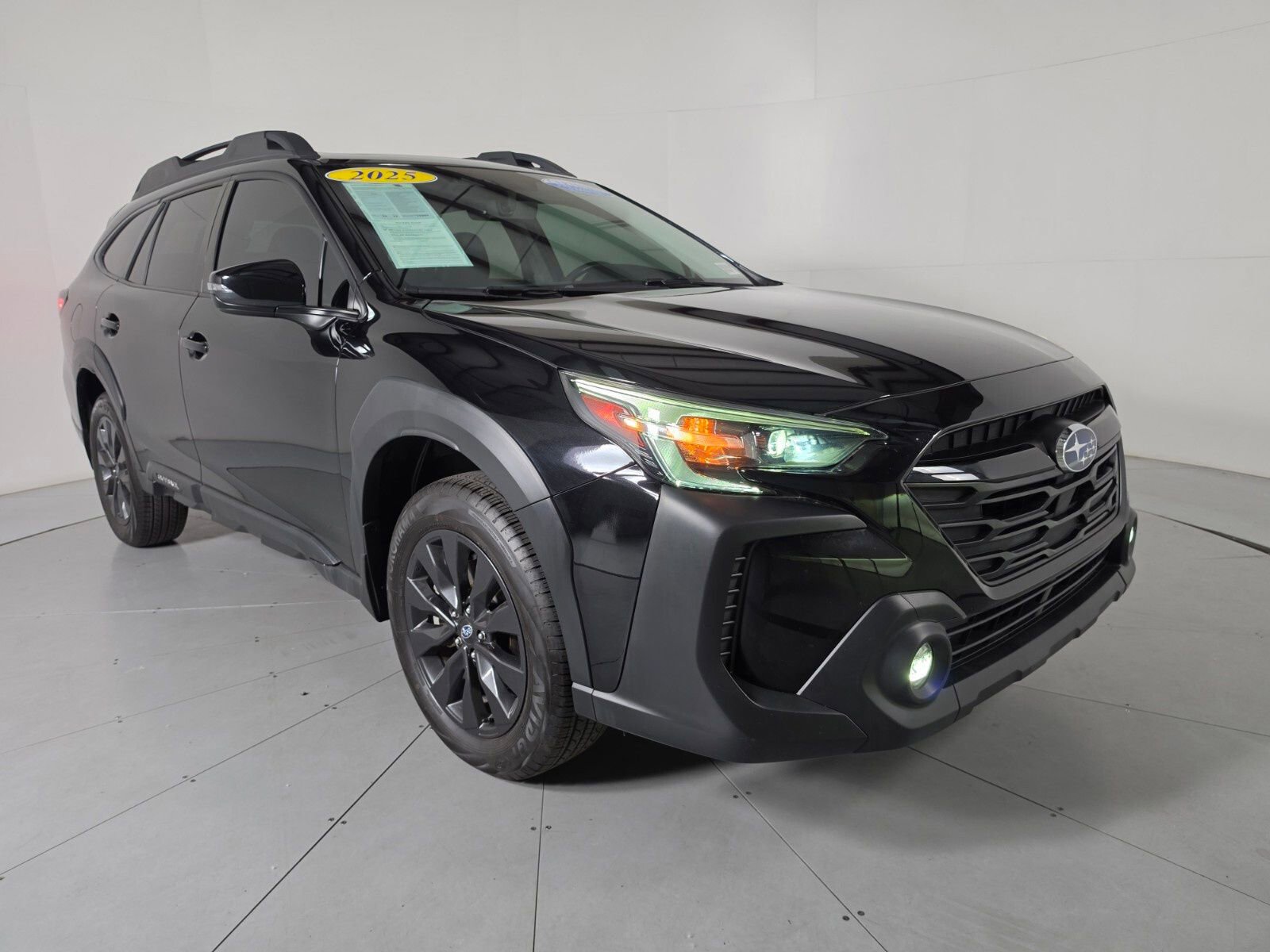 Certified 2025 Subaru Outback Onyx Edition AWD/4WD image 7