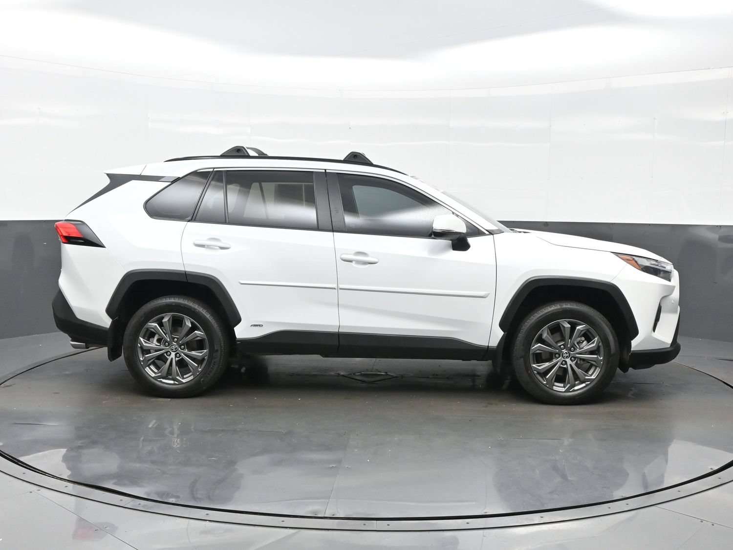 Used 2024 Toyota RAV4 XLE Premium w/ Weather Package AWD/4WD image 7