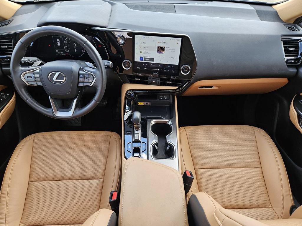 Used 2025 Lexus NX 250 FWD w/ Towing Package (2000 Lbs) image 26
