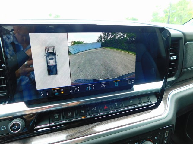 New 2025 Chevrolet Silverado 3500 LTZ w/ LTZ Convenience Package image 38