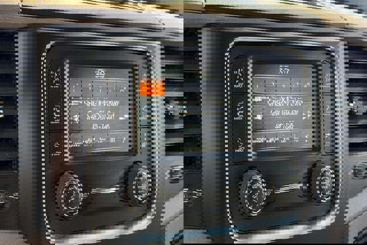 Used 2016 RAM 5500 Tradesman w/ Max Tow Package image 19